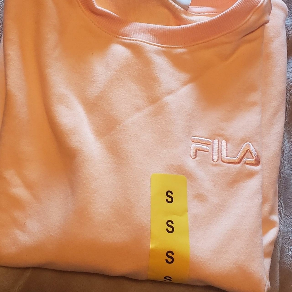 Fila peach crewneck